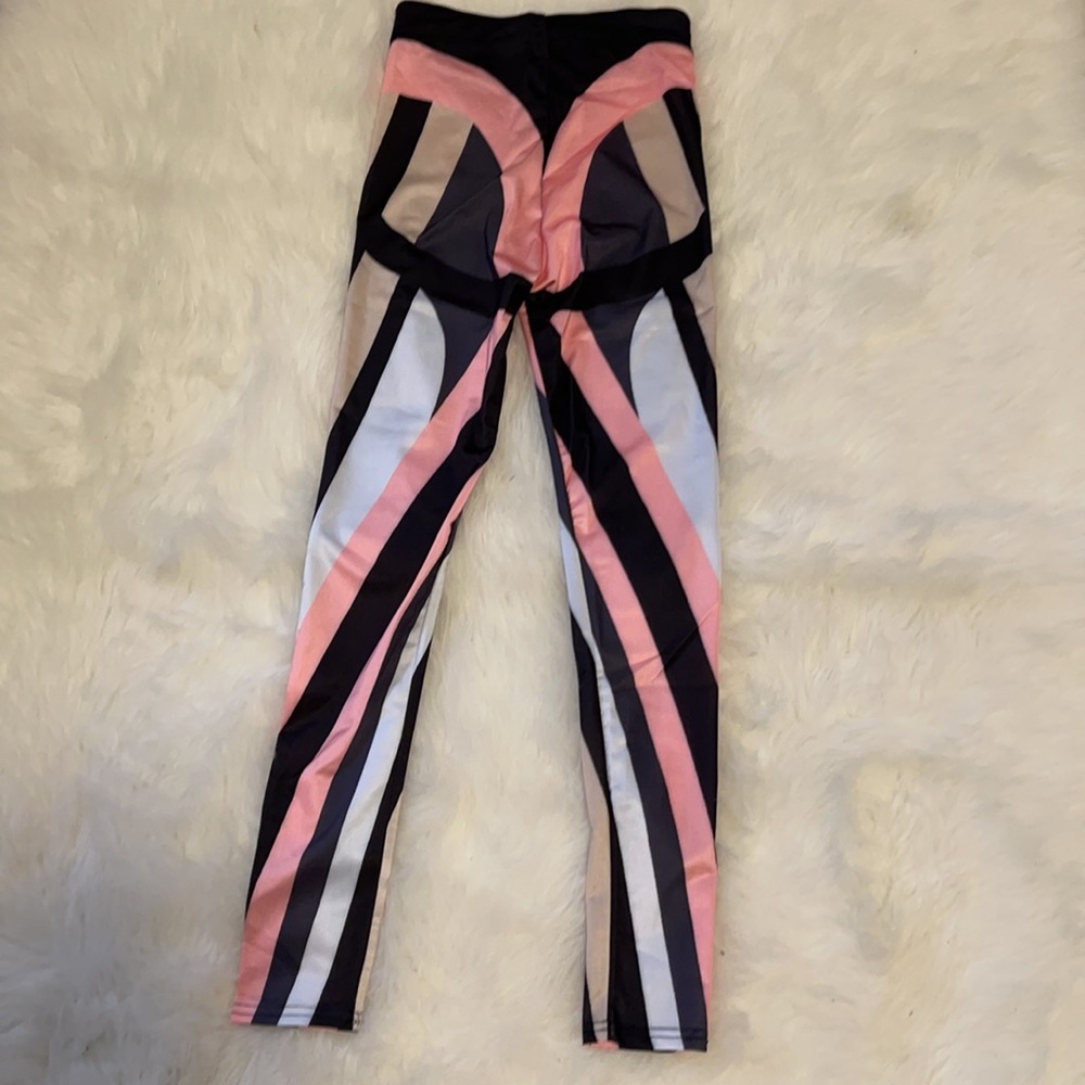 Multicolor Spliced Leggings - Picture 3 of 3
